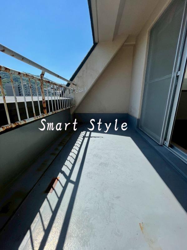 19/30 バルコニー