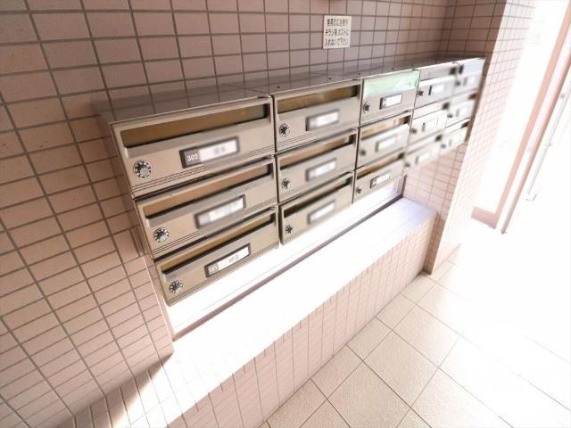 22/30 エントランス