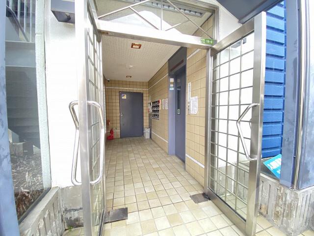 2/11 エントランス