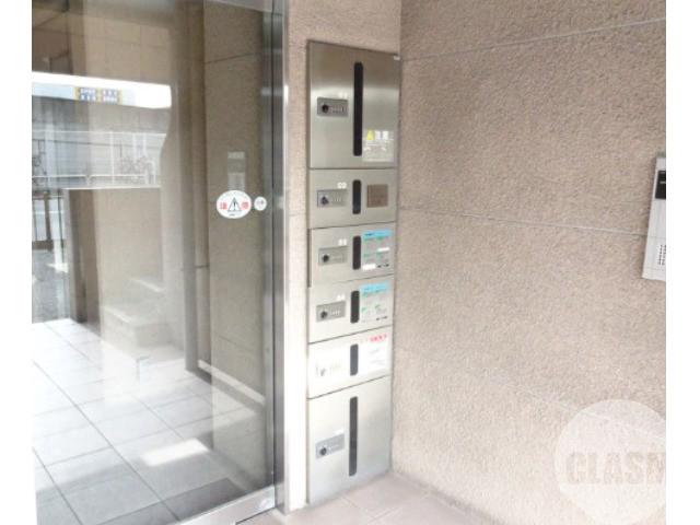 22/30 エントランス