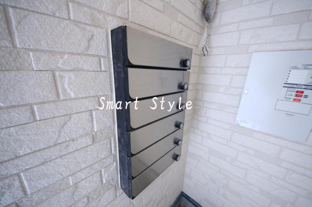 17/25 エントランス