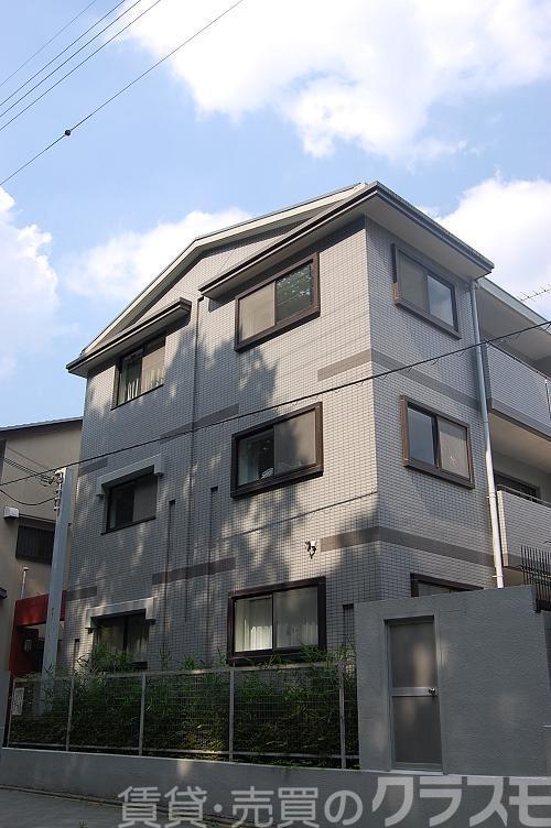 30/30 エントランス