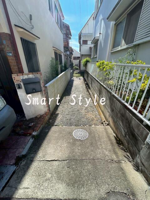 28/30 エントランス