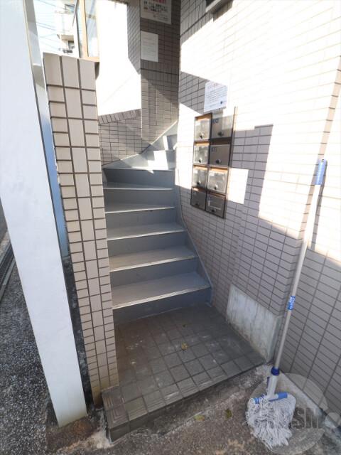 3/10 エントランス