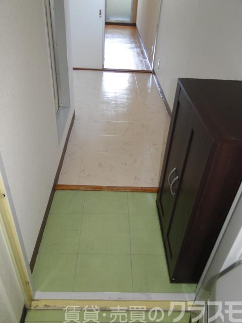 14/30 玄関