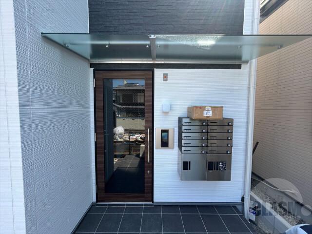 22/29 エントランス