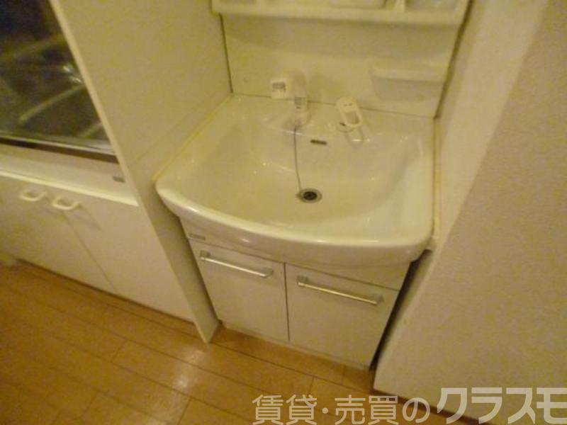 22/30 洗面