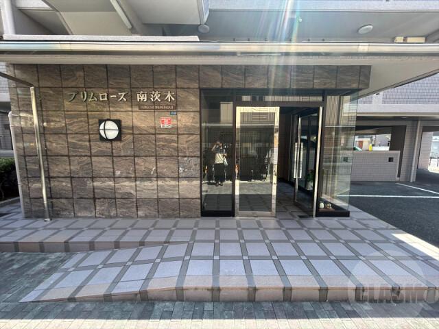 22/30 エントランス