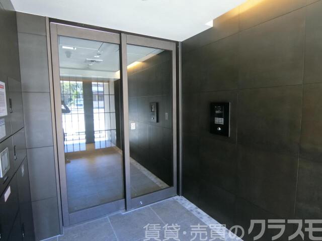 2/4 エントランス