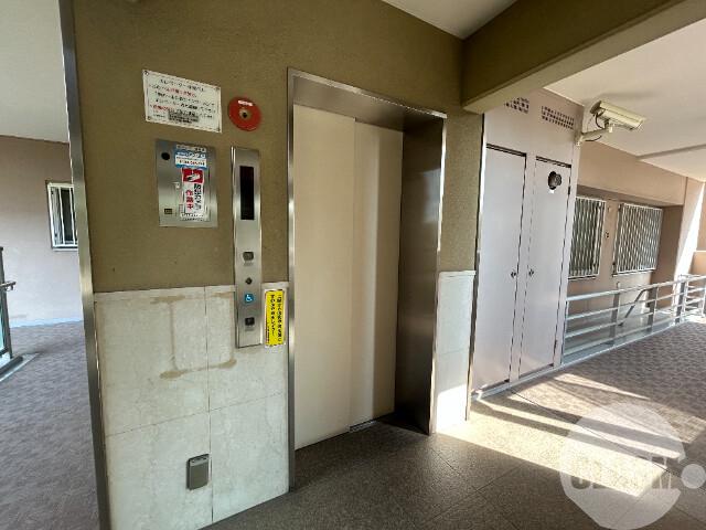 2/7 エントランス