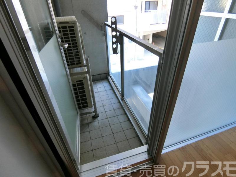 26/30 バルコニー