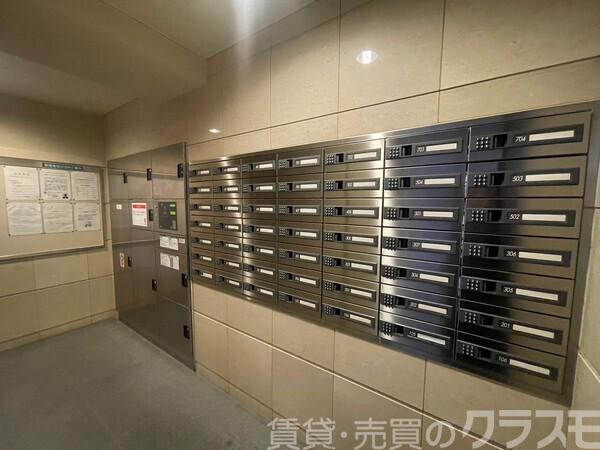 22/30 エントランス