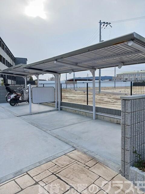 17/30 駐車場