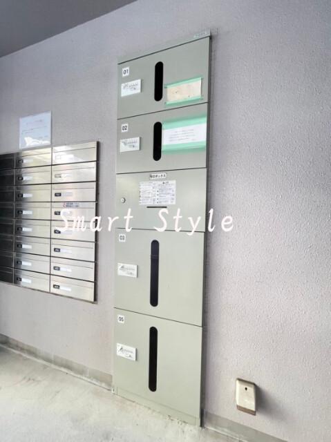 2/4 エントランス