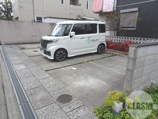 2/14 駐車場