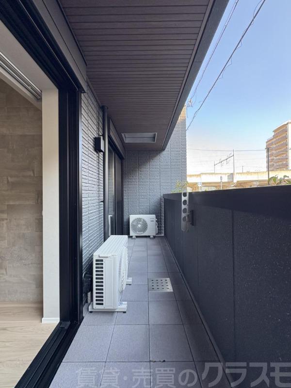 25/30 バルコニー