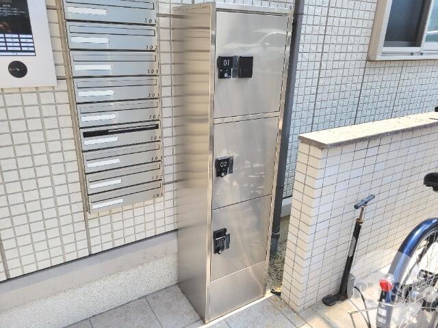 22/28 エントランス