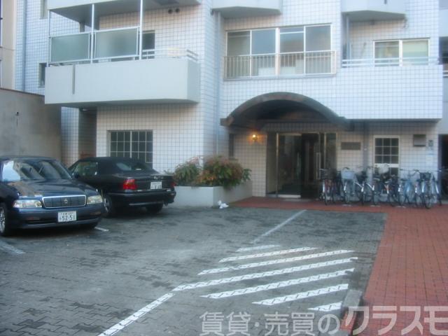 29/30 エントランス