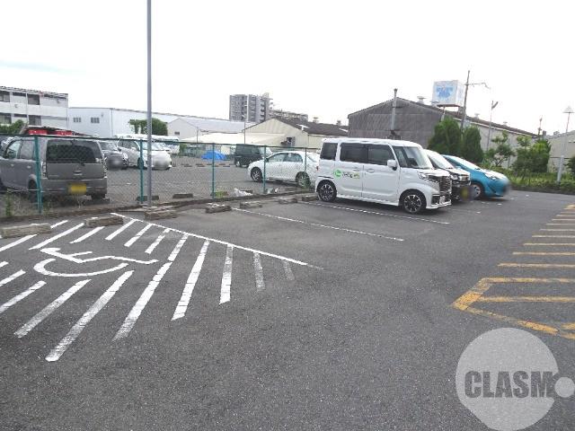 2/8 駐車場
