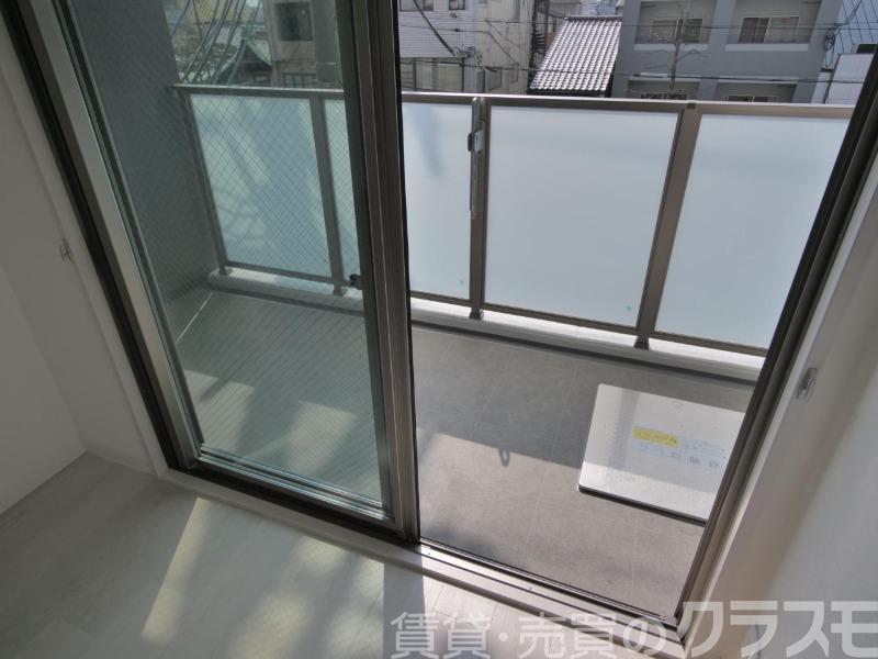 23/30 バルコニー