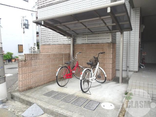 20/30 エントランス