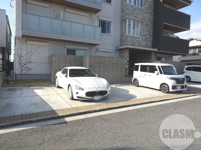 19/30 駐車場