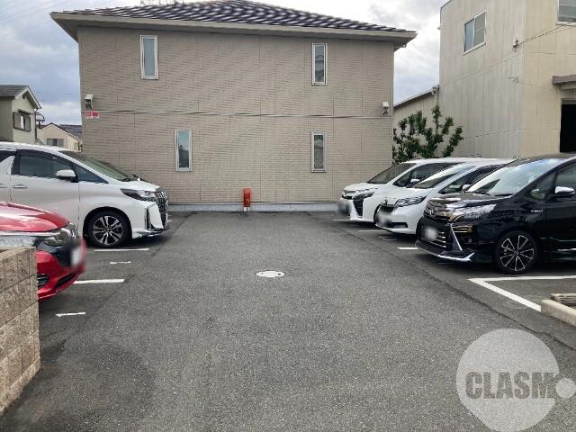 2/10 駐車場