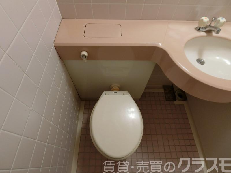 20/30 トイレ