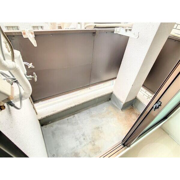 14/28 バルコニー