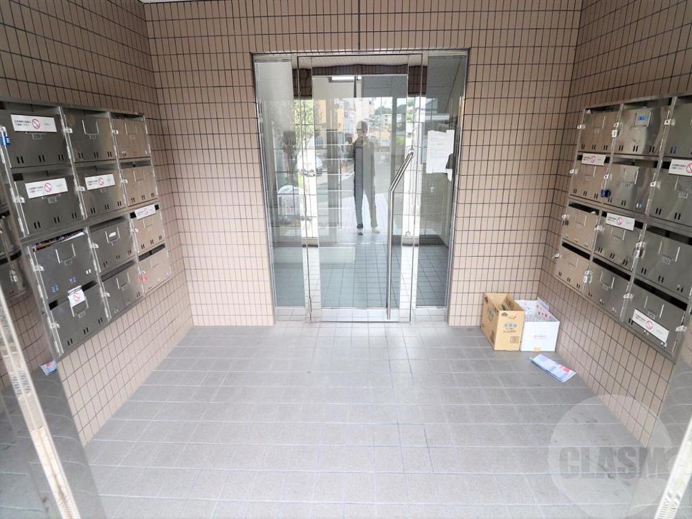 22/29 エントランス