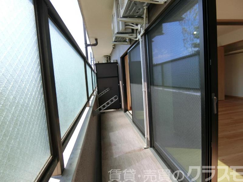 25/30 バルコニー