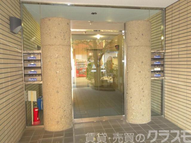 29/30 エントランス