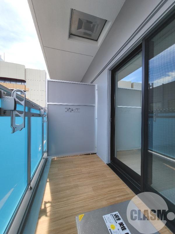 15/28 バルコニー