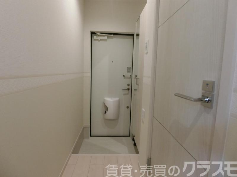 14/30 玄関