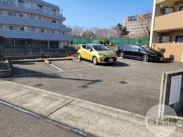 21/30 駐車場