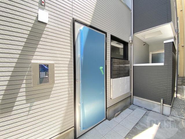 19/25 エントランス