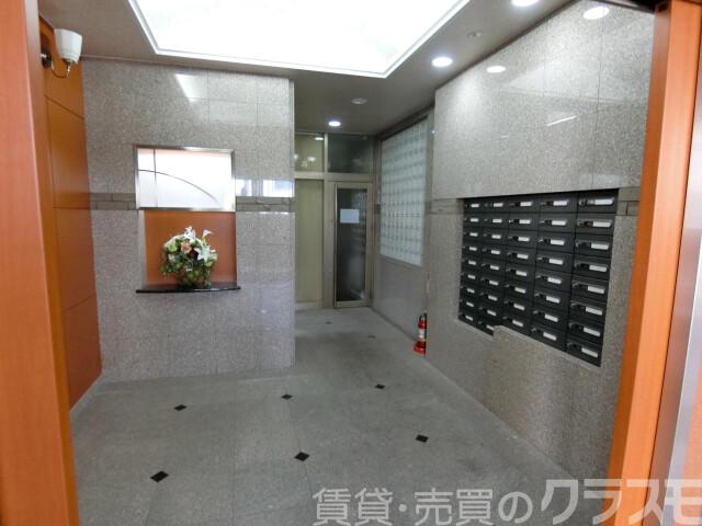 2/4 エントランス