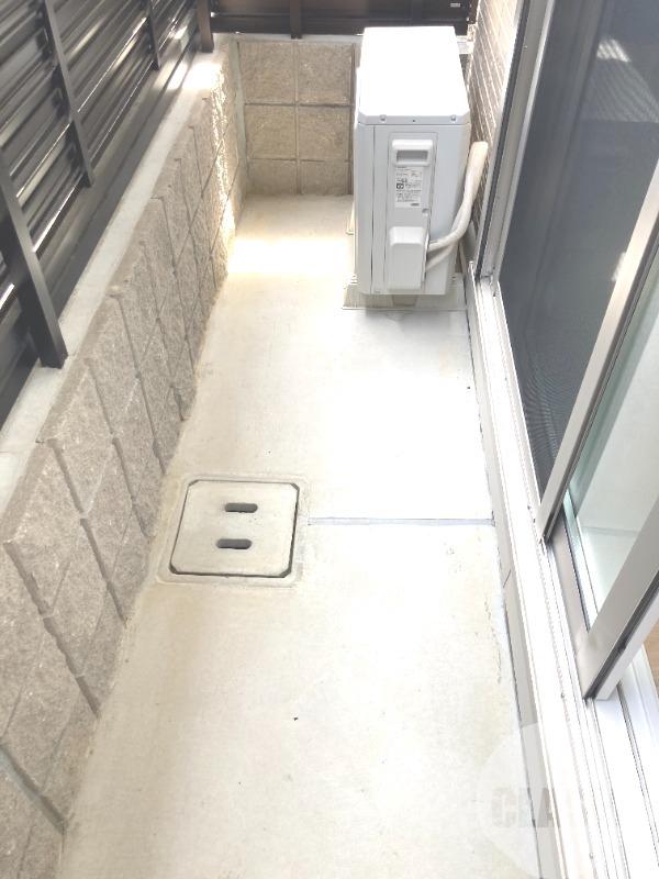 17/27 バルコニー