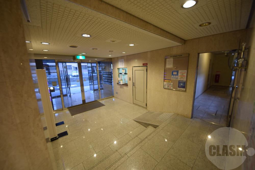 16/24 エントランス