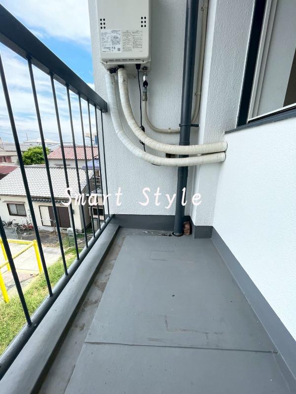 25/30 バルコニー