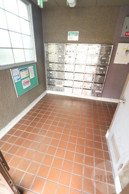 22/30 エントランス