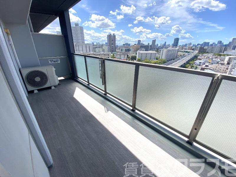 19/27 バルコニー