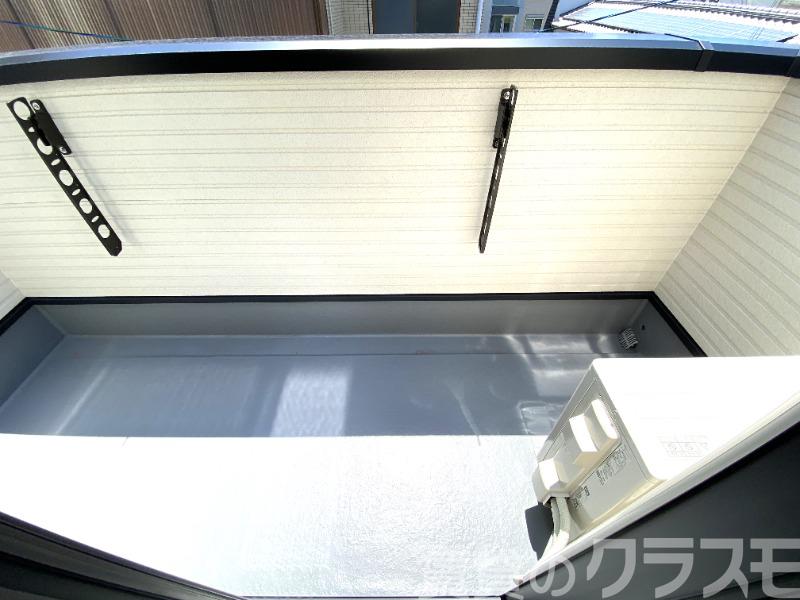 18/25 バルコニー