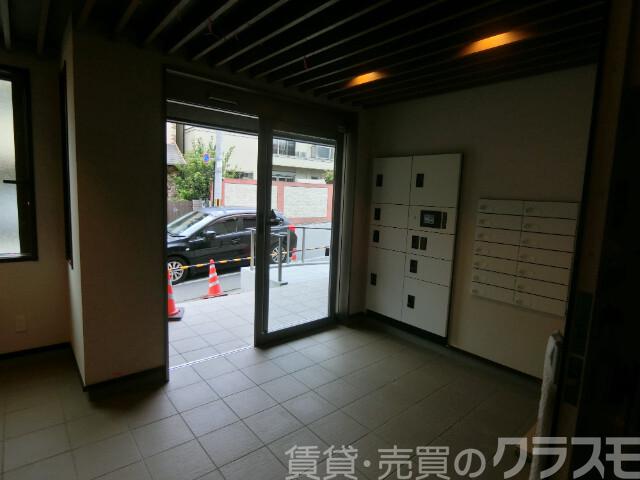 2/4 エントランス