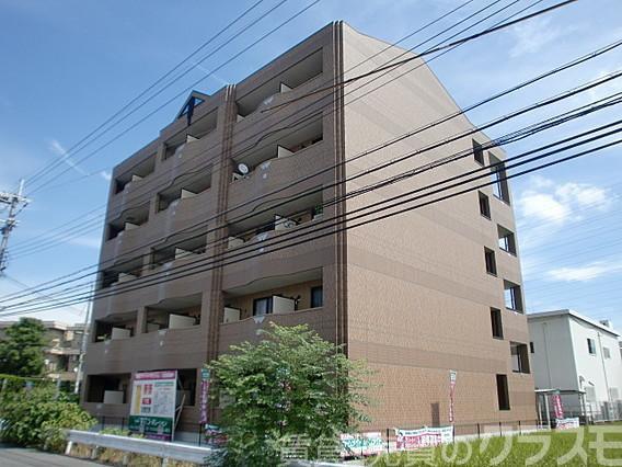 30/30 エントランス