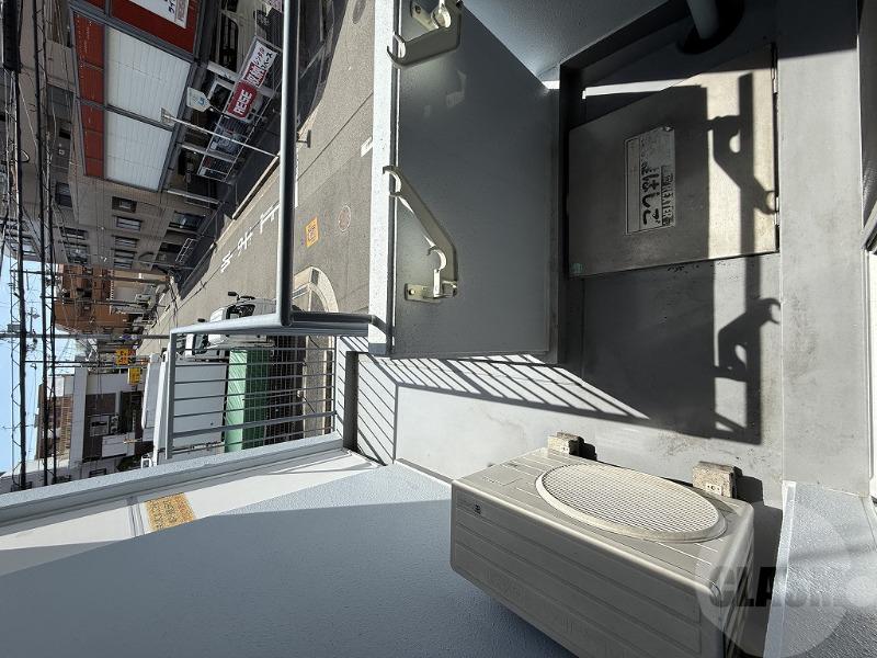 13/23 バルコニー