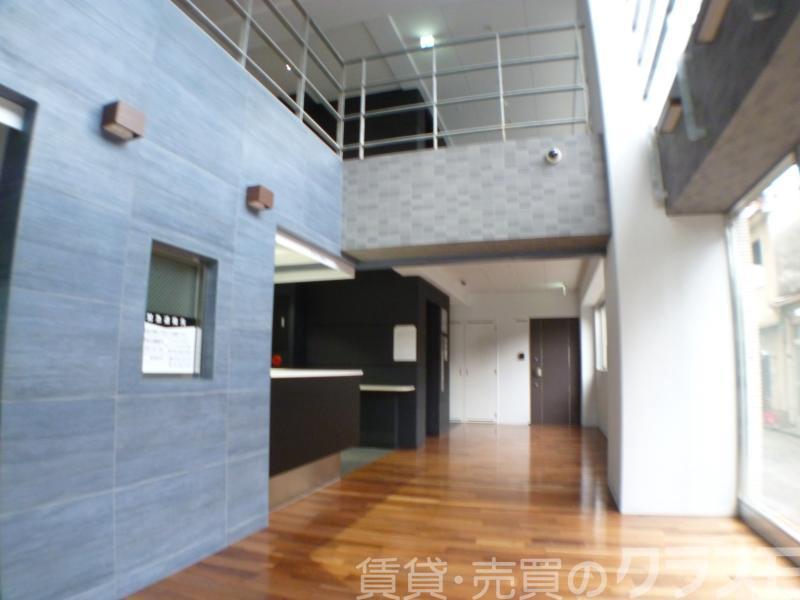 2/4 エントランス