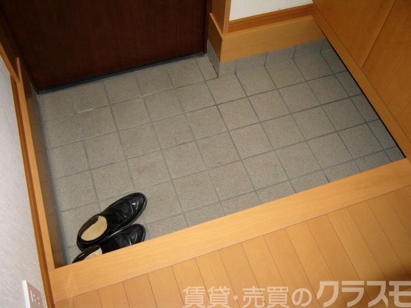 18/30 玄関
