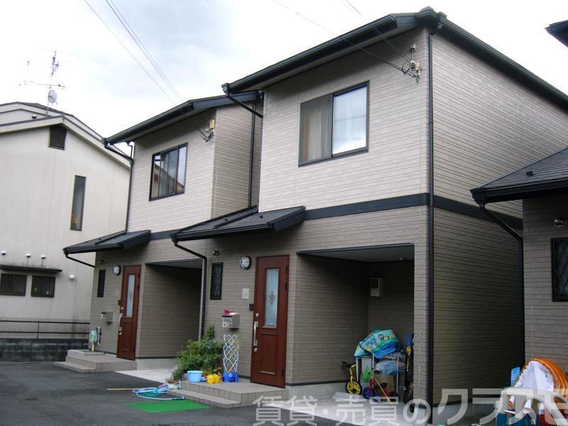 30/30 エントランス