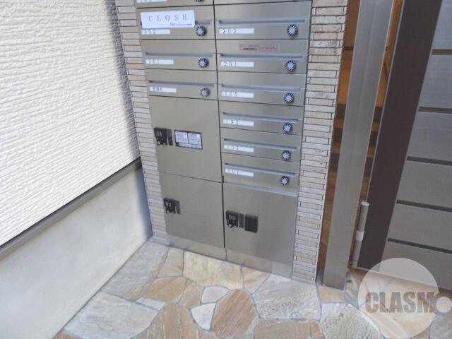 13/26 エントランス